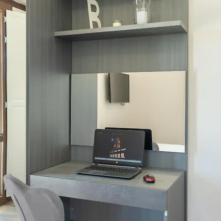 La-maison-chic 4*
